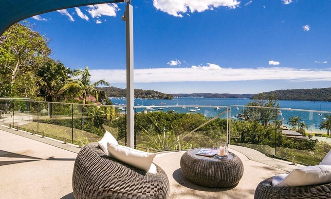 Palm Beach House | THE GLASS HOUSE by Palm Beach Holiday Rentals