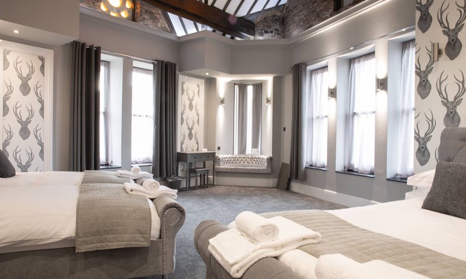 Liverpool House | The Glebe Hotel