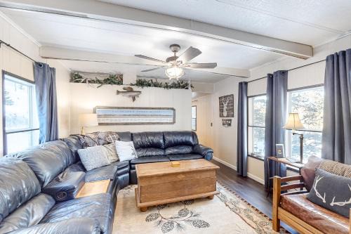 Florissant House | The Glen