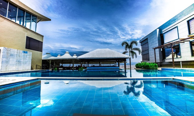 Daman Hotel | The Gold Beach Resort