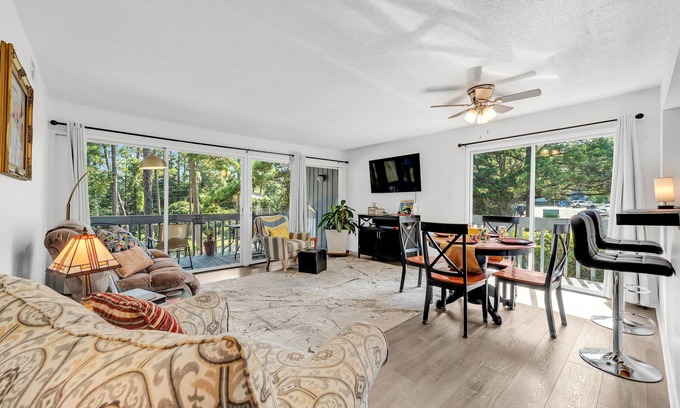 Daphne Condo | The Golf Retreat