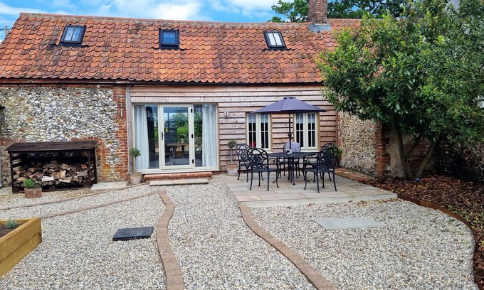 East Dereham House | The Granary - Great Dunham