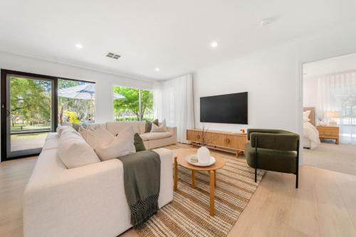 McLaren Vale House | The Grape Escape Location and style on Shiraz Trail