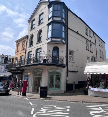 Hele Hotel | The Harbour Lights