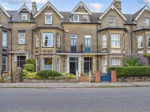 Lowestoft House | The Haven