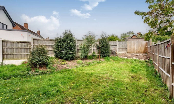 Rowton Cottage | The Hawthorns