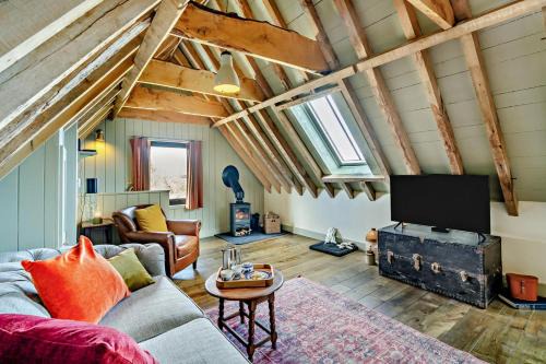 Martlesham Heath House | The Hayloft at Ryes Farm
