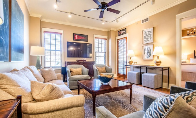 Oxford House | The HC, Discounted rate for S. Carolina game!