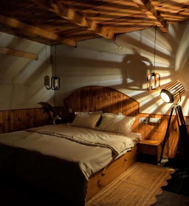 Naggar House | The heavens place wooden room