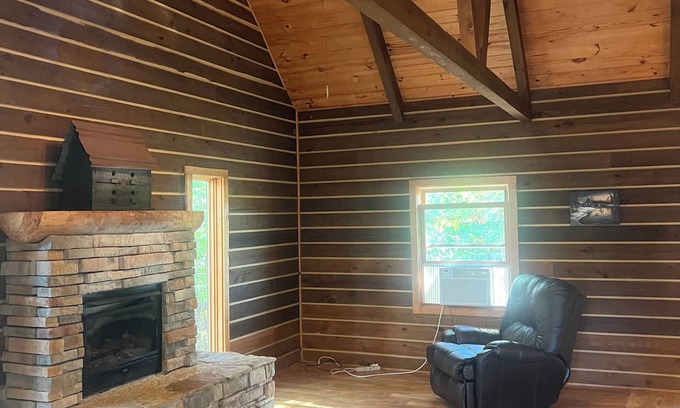 Ava Cabin | The Hidden Cabin