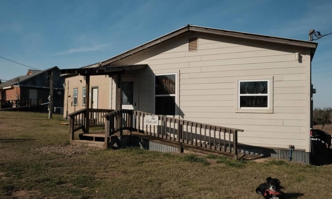 Minden Cabin | The Hideout @ Yellow Rose Canyon