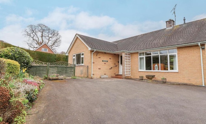 Church Stretton House | The Highlands