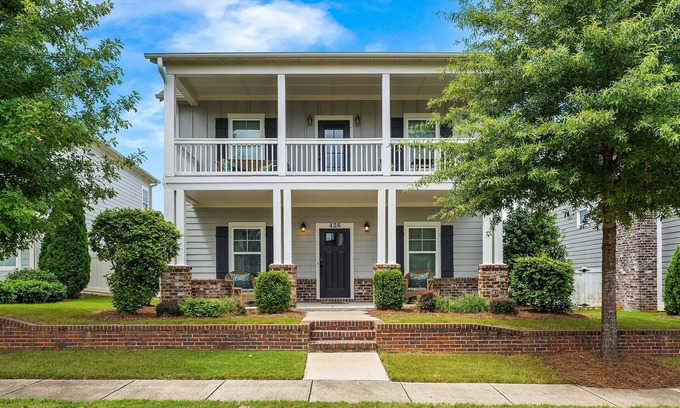 Helena House | The Hillsboro House - Family Friendly with 4 BR