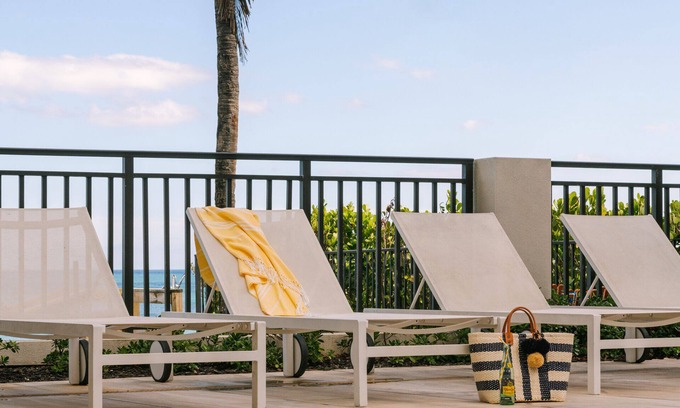 Hillsboro Beach Apartment | The Hillsboro powered by Sonder | Superior King Room