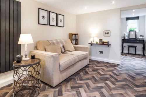 Ilkley Apartment | The Holt - Ilkley, central location, stylish apartment