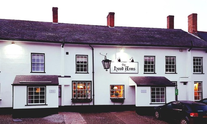 Kilve Hotel | The Hood Arms