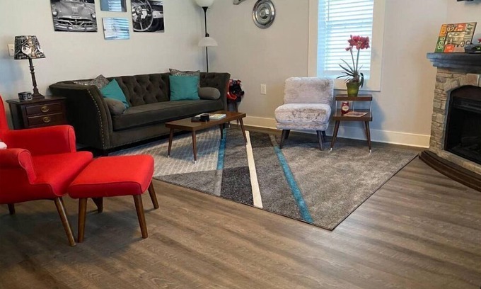 Williamston Apartment | The Hot Rod Suite at Snooze and Cruise Apartments