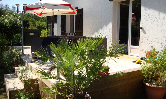 Le Porge House | THE HOUSE OF HOLIDAYS