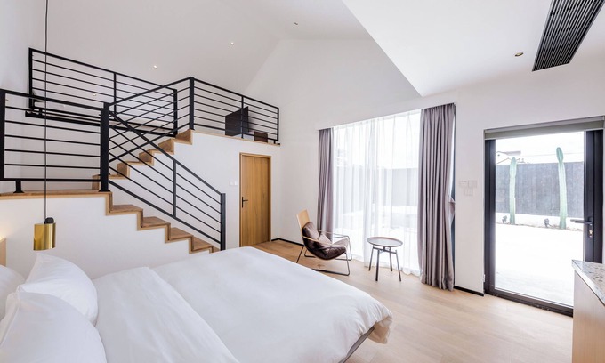 Pudong Hotel | The House Of Mo