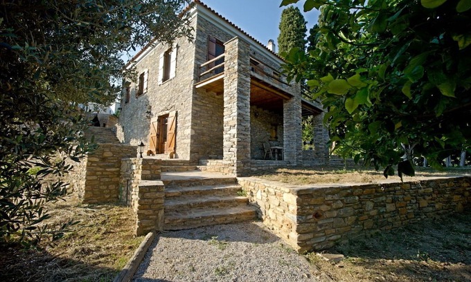 Stira Villa | The House of Prince- A 5* Experience -Make yourself at home,at a luxurious home!