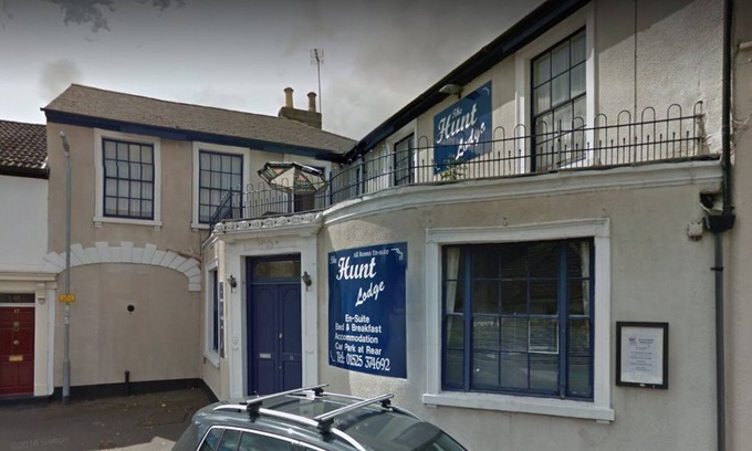 Linslade Cabin | The Hunt Lodge