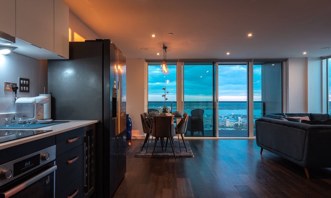 Southampton Apartment | The Itchen River Penthouse