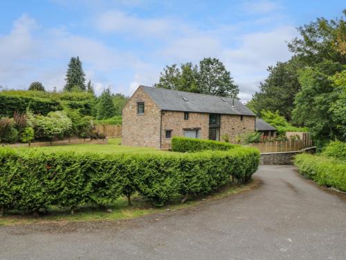 Govilon House | The Ivy Barn