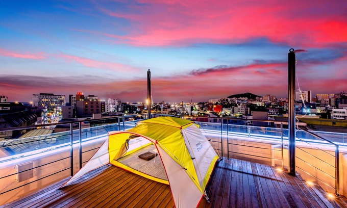 Downtown Hotel | The Jade hotel