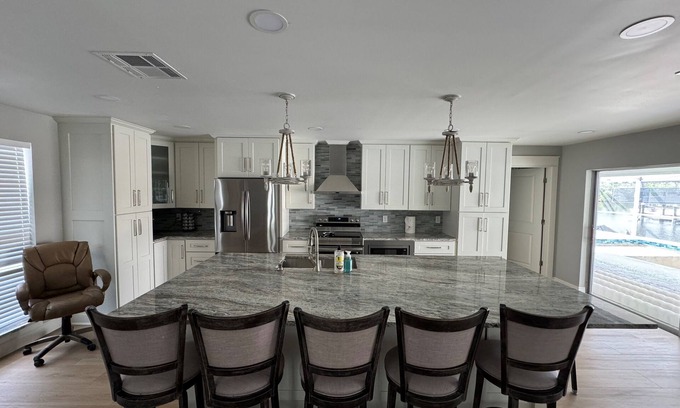 Saint James City House | The Jade House in Beautiful St James City