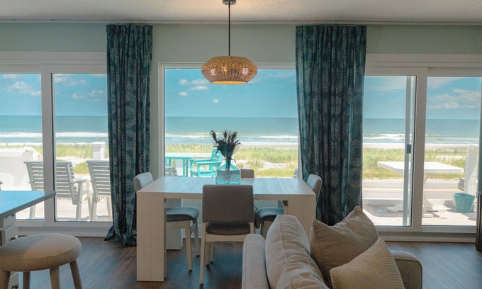 Flagler Beach House | The Jersey Girl, 2/2 with stunning ocean views!