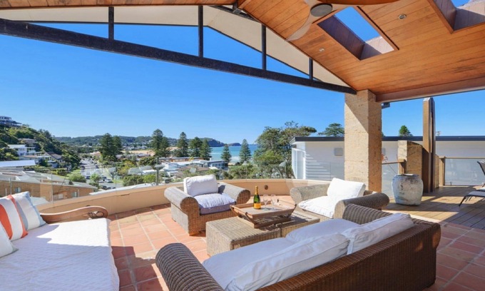 Avoca Beach House | The Keluarga House - Gorgeous Avoca Beach Views