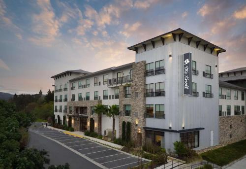 Napa Hotel | The Knoll Hotel Napa Valley, Tapestry Collection by Hilton