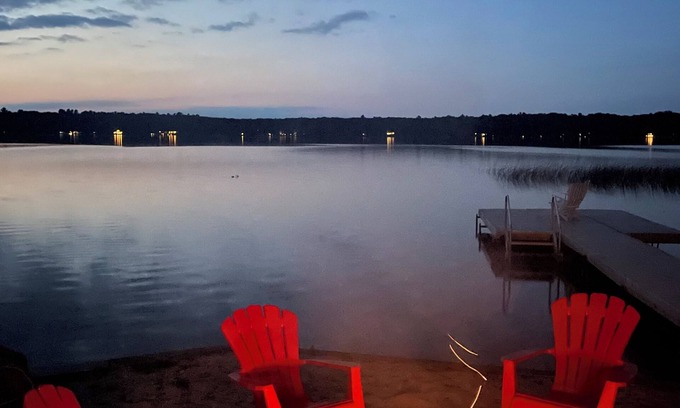 Maple City Cottage | The Lake House - South Cub Cottage