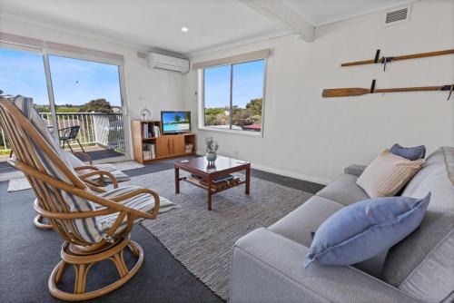 Paynesville House | The Lake Villa