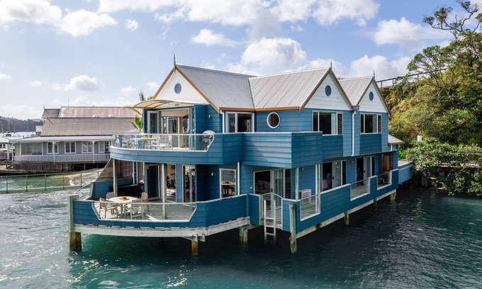 Opua Cottage | The Landing at The Boathouse - Opua Holiday Apartment