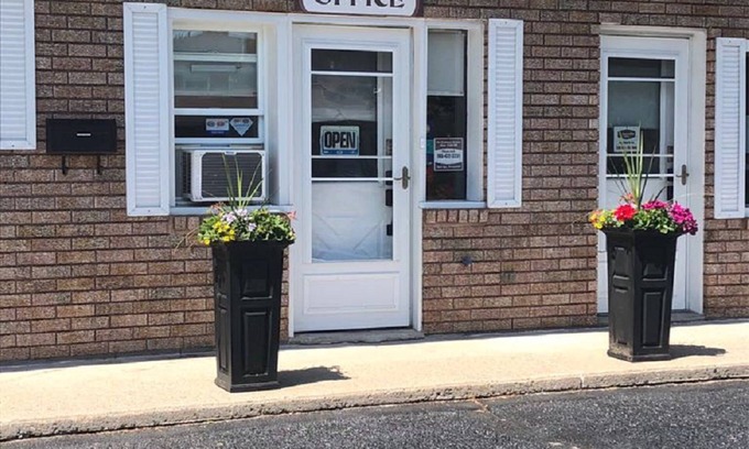 North Bay Hotel | The Lincoln Inn