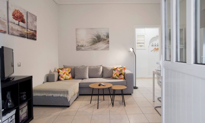 Moschato-Tavros Apartment | The Little House at Moschato 1BR, WiFi, A/C