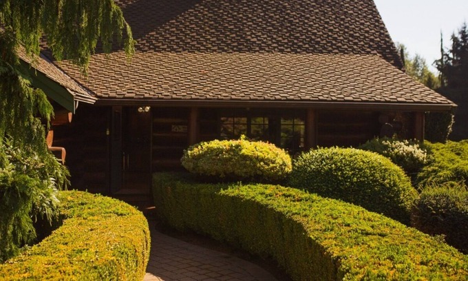 Ferndale House | The Lodge at Evergreen Gardens