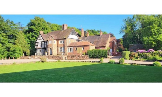 Bromsgrove House | The Lodge at Fairfield Court