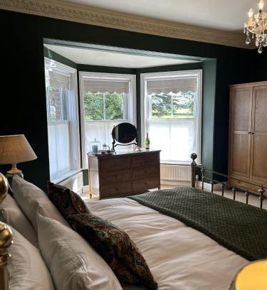 Norwich Bed & Breakfast | The Lodge at Salhouse