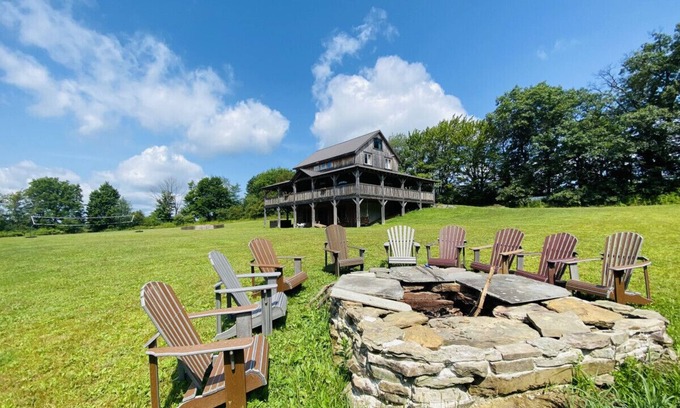 Ulster Apartment | The Lodge by Towanda & Sayre PA