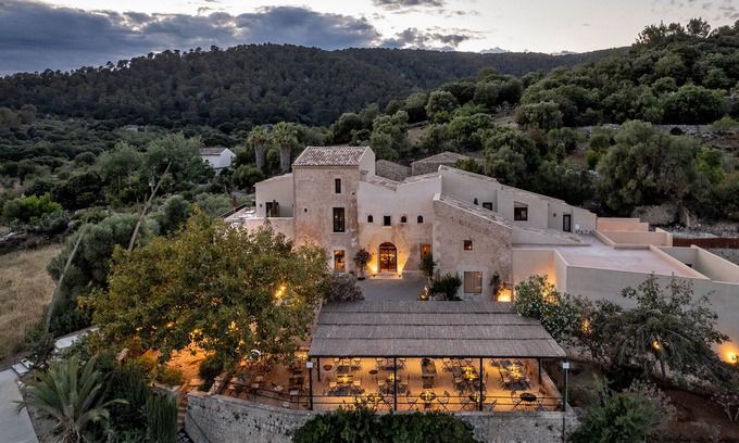 Sa Pobla Hotel | The Lodge Mallorca - Small Luxury Hotels
