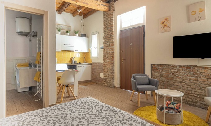 Ferrara Apartment | The Loft of Duels