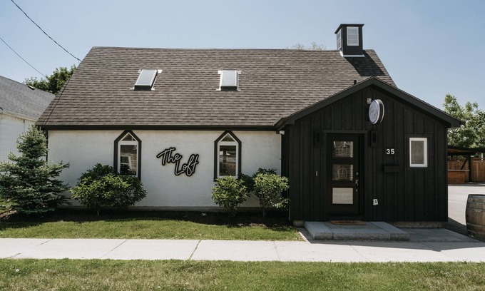 Belleville House | The Loft on St Paul.