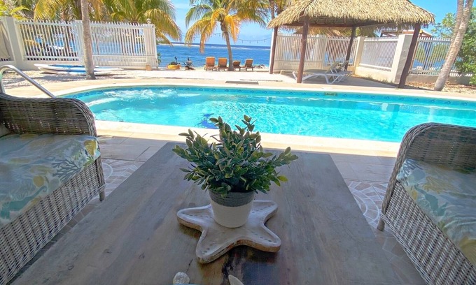 Savaneta House | The Love Shack - Private Beachfront Paradise in Savaneta, Aruba!