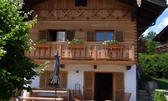 Reit im Winkl Ski Chalet | "The luxury of simple life - of everything but the best"