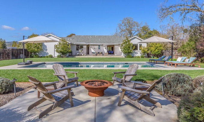 Sonoma House | The MacArthur House ~ The Ultimate Wine Country Escape!