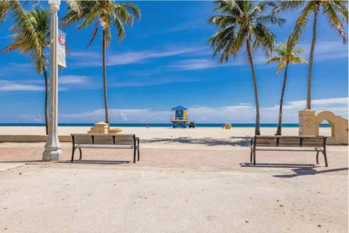 Hollywood South Central Beach Hotel | The Madison by the Gold Nests