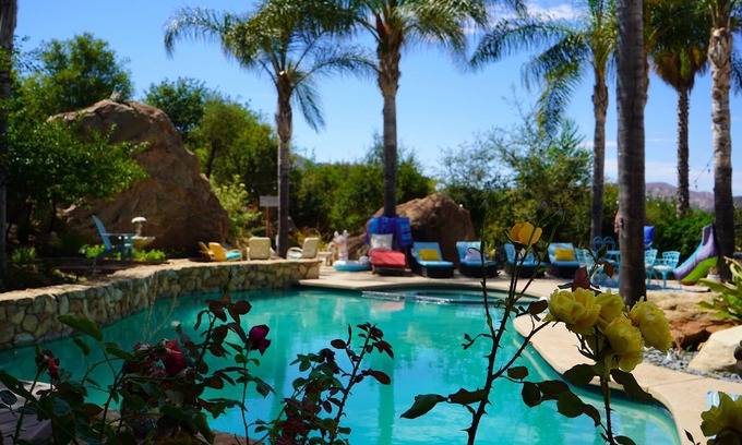 Calabasas Cottage | The Malibu Retreat Guest House