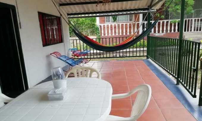 Narino House | The mamata's house (with security and swimming pool)